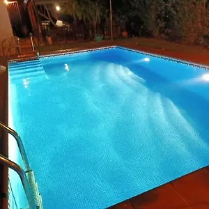 https://villa-chalet-a-300-metros-de-la-playa.es-andalucia.com