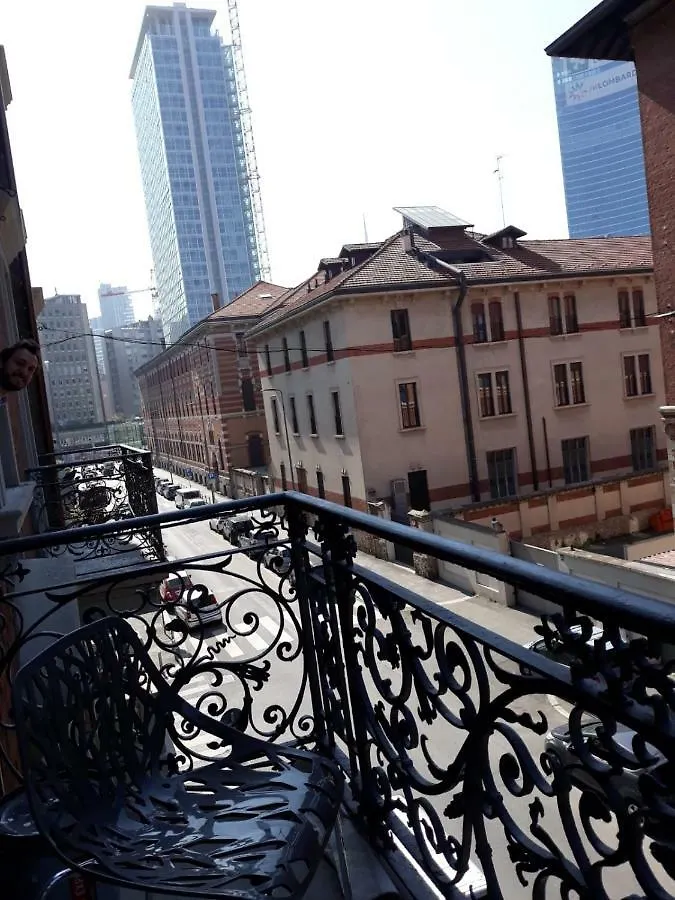 Appartamento Con Vista Milán